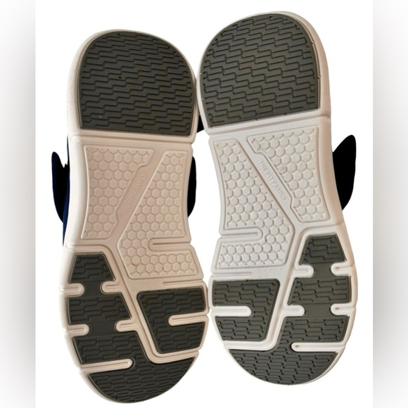 NWT Fitville 11EW Men’s Velcro Slip-on Loafers - Picture 5 of 8